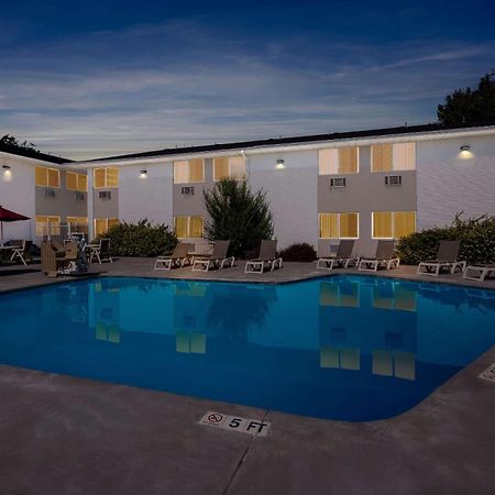 Econo Lodge Idaho Falls Exteriör bild
